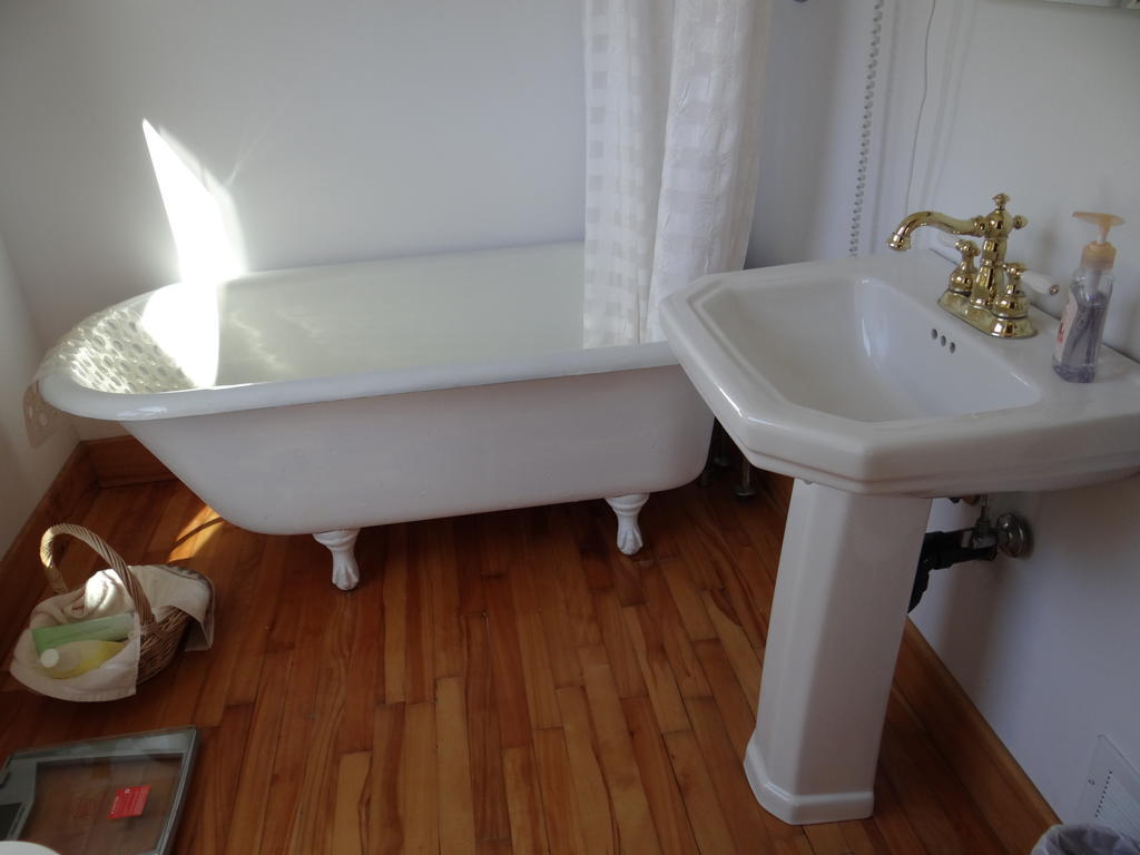 Chamcook Forest Lodge Bed & Breakfast St. Andrews By The Sea Kamer foto