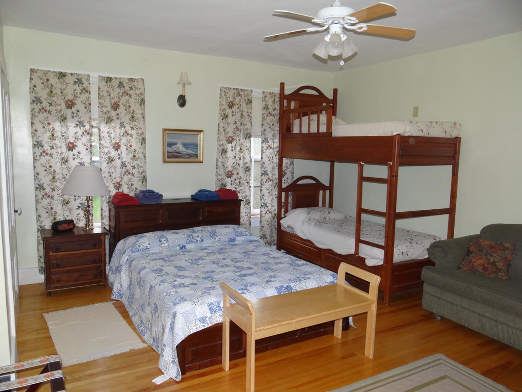 Chamcook Forest Lodge Bed & Breakfast St. Andrews By The Sea Kamer foto