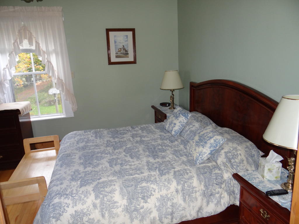 Chamcook Forest Lodge Bed & Breakfast St. Andrews By The Sea Kamer foto